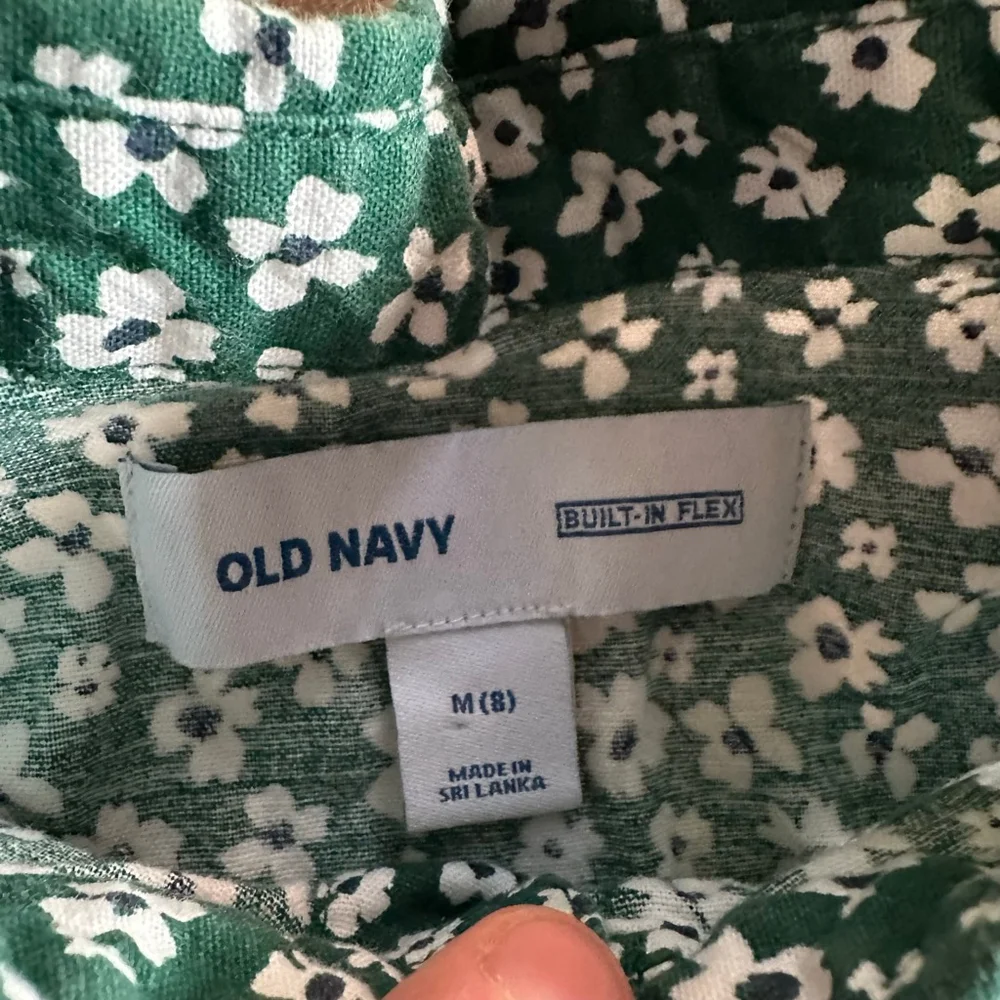 Boys Old Navy Button Down Shirt M Green White Floral Easter
